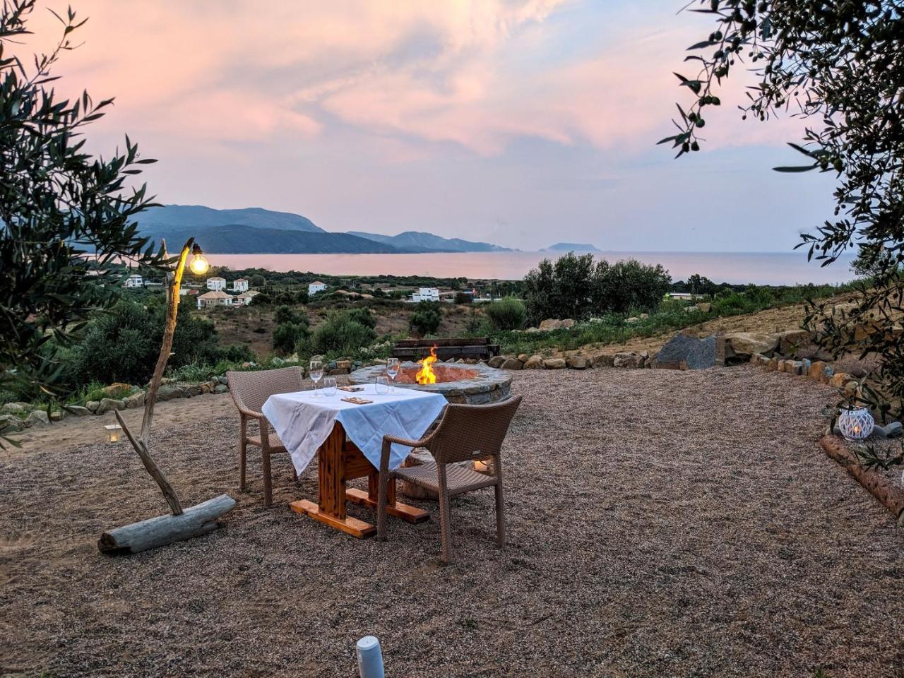 Kotroni * Finikounda